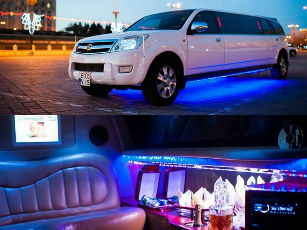 Limuzina Hover de inchiriat la pret special doar la Prestige Limousine