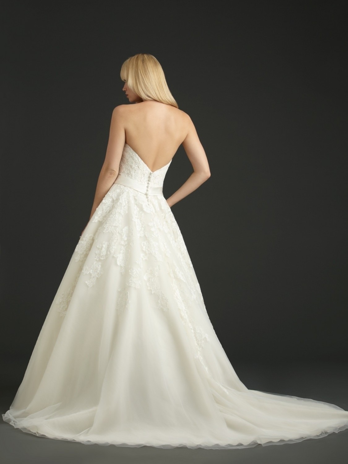 Allure Bridals model P969