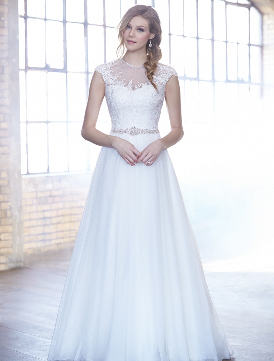 Allure Bridals MJ167