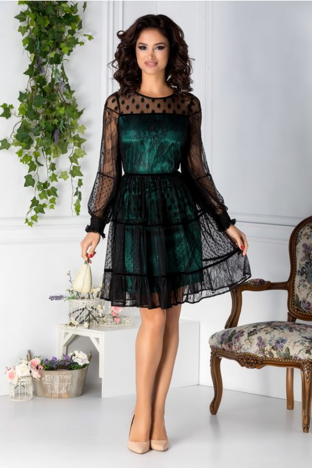 Rochie LaDonna verde din tull negru cu insertii florale si buline