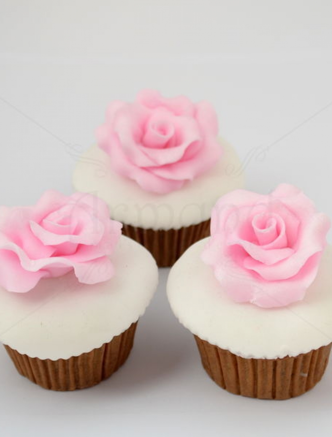 Cupcake Trandafiri roz