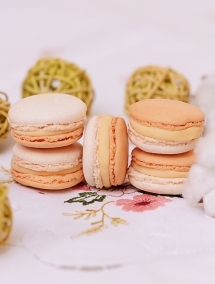 Macaron cu Flori de Portocal