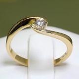 Inel de logodna din aur cu diamant 005